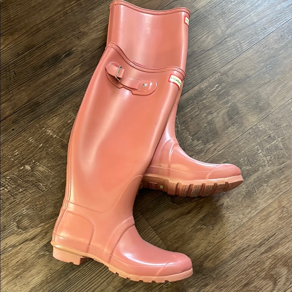 Hunter Women's Pink Rain Boots